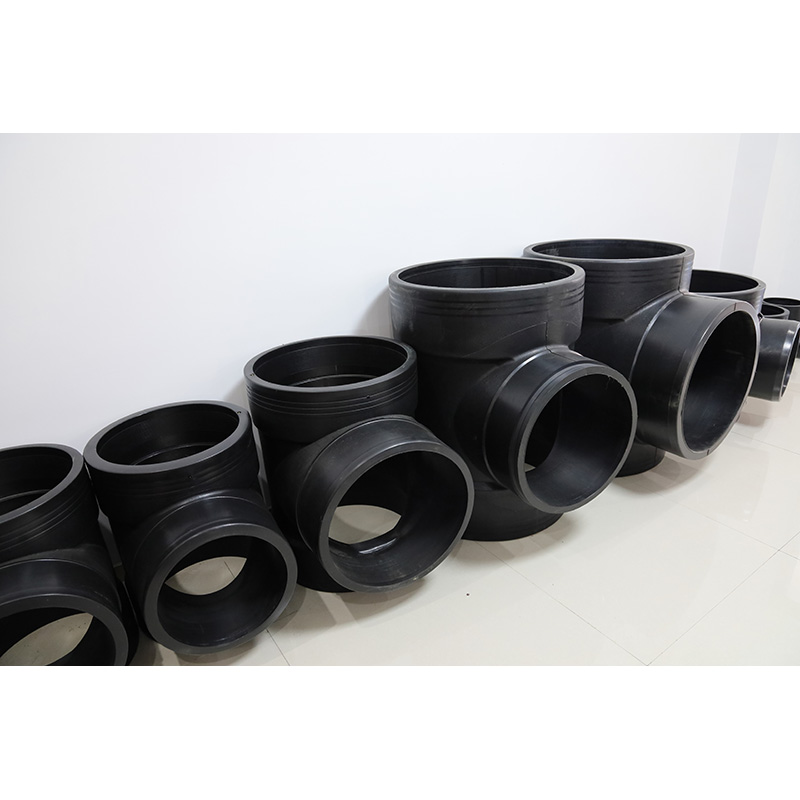 Hdpe Pipe Fitting ملحقات ماكينة لحام بالصهر الإلكتروني